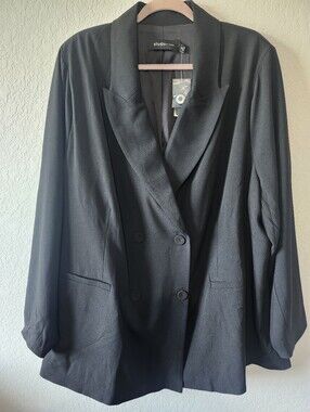 Studio By Torrid  Size 4 Double Breasted Crepe Blazer Black